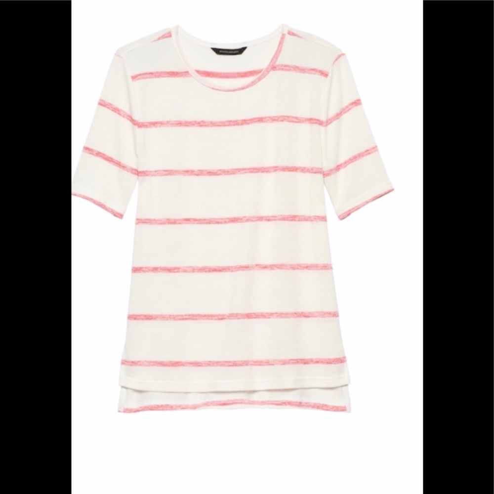 EUC Banana Republic Luxepun tee